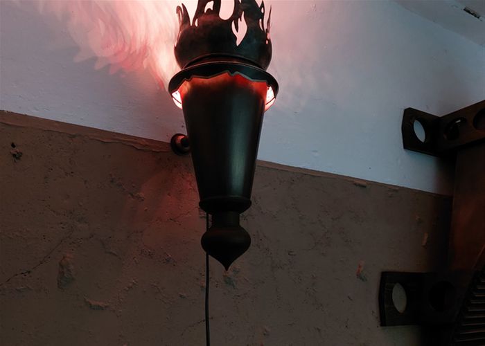 Медные и латунные люстры, светильники