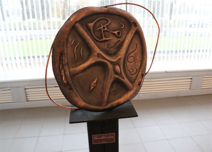 Выставки т.м. Догоны(чеканка, выколотка, эмаль)