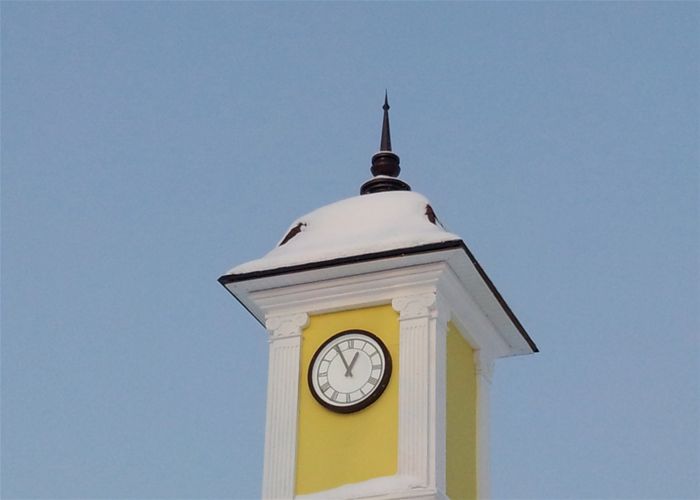 Флюгеры, шпили