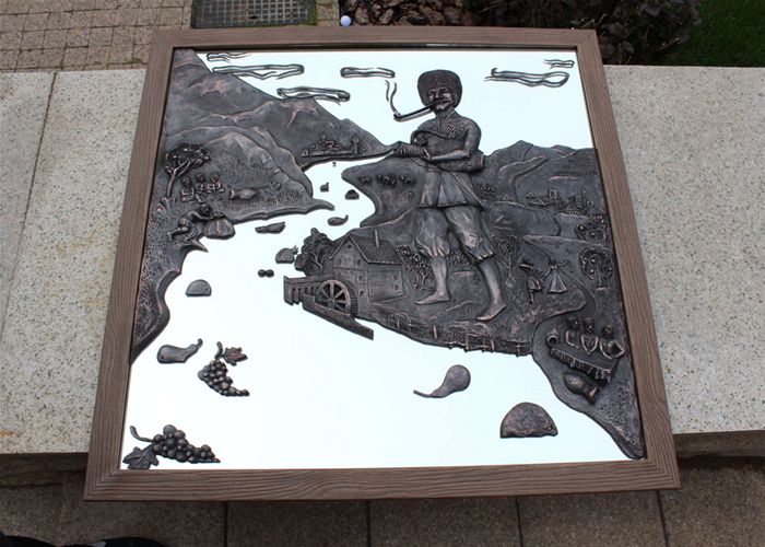 Кинто-медная картина на зеркале