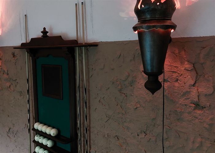 Медные и латунные люстры, светильники