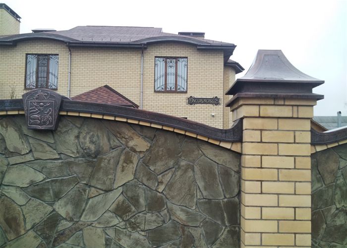 Колпаки заборные и отливы