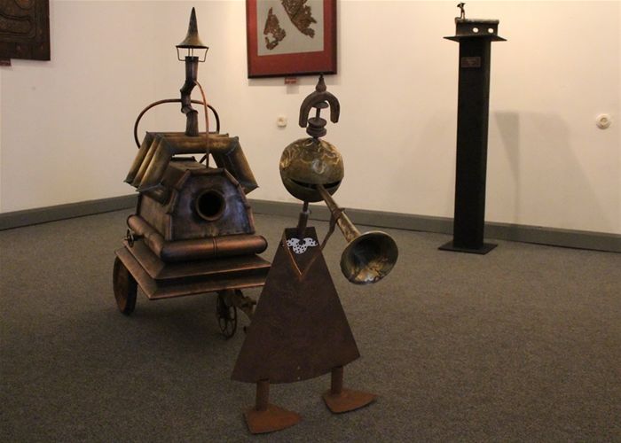 Выставки т.м. Догоны(чеканка, выколотка, эмаль)