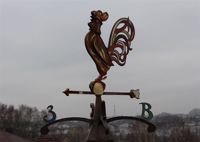 Флюгеры, шпили