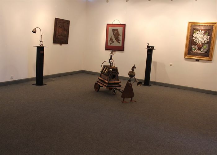 Выставки т.м. Догоны(чеканка, выколотка, эмаль)