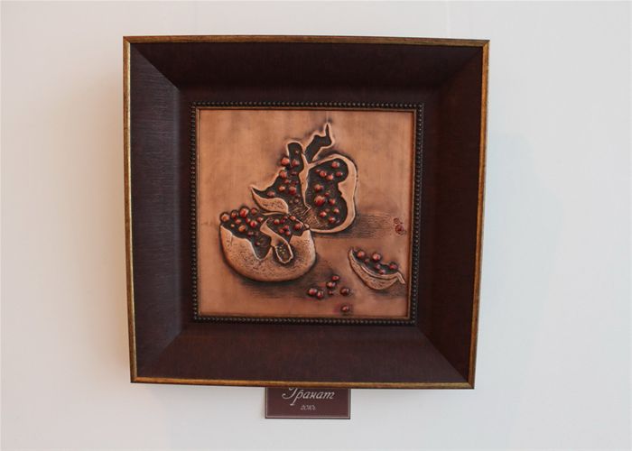 Выставки т.м. Догоны(чеканка, выколотка, эмаль)