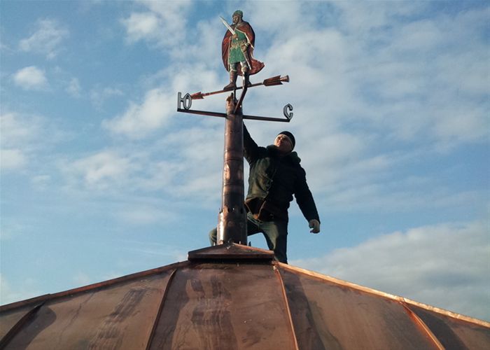 Флюгеры, шпили