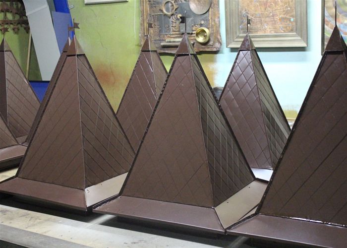 Колпаки заборные и отливы