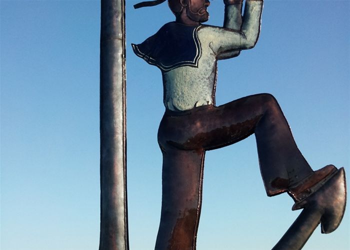 Флюгеры, шпили