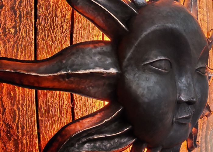 Медные и латунные люстры, светильники