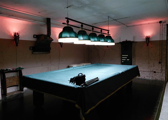 Медные и латунные люстры, светильники