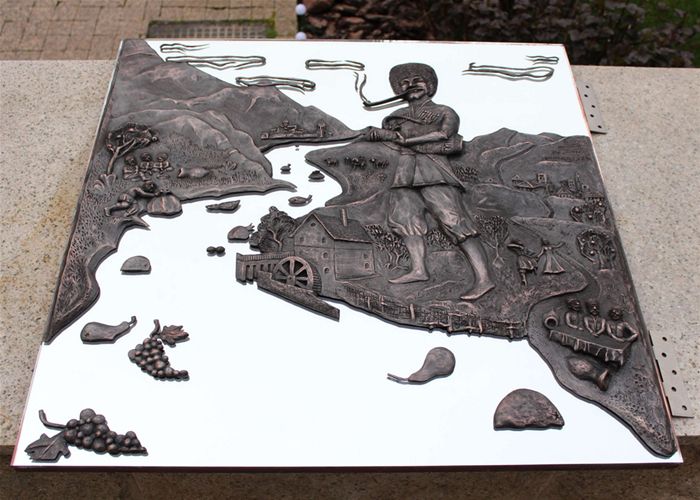 Кинто-медная картина на зеркале